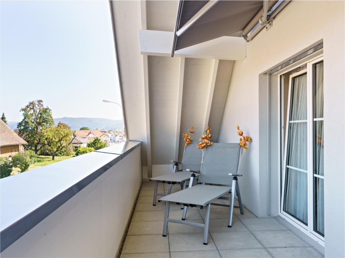 Exklusive 4.5 Zimmer Wohnung Fuer Familien Und Business Эшенц Экстерьер фото