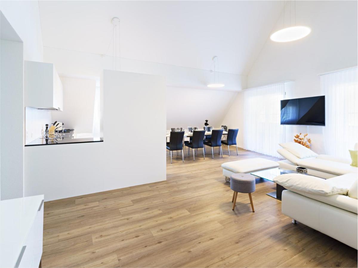 Exklusive 4.5 Zimmer Wohnung Fuer Familien Und Business Эшенц Экстерьер фото