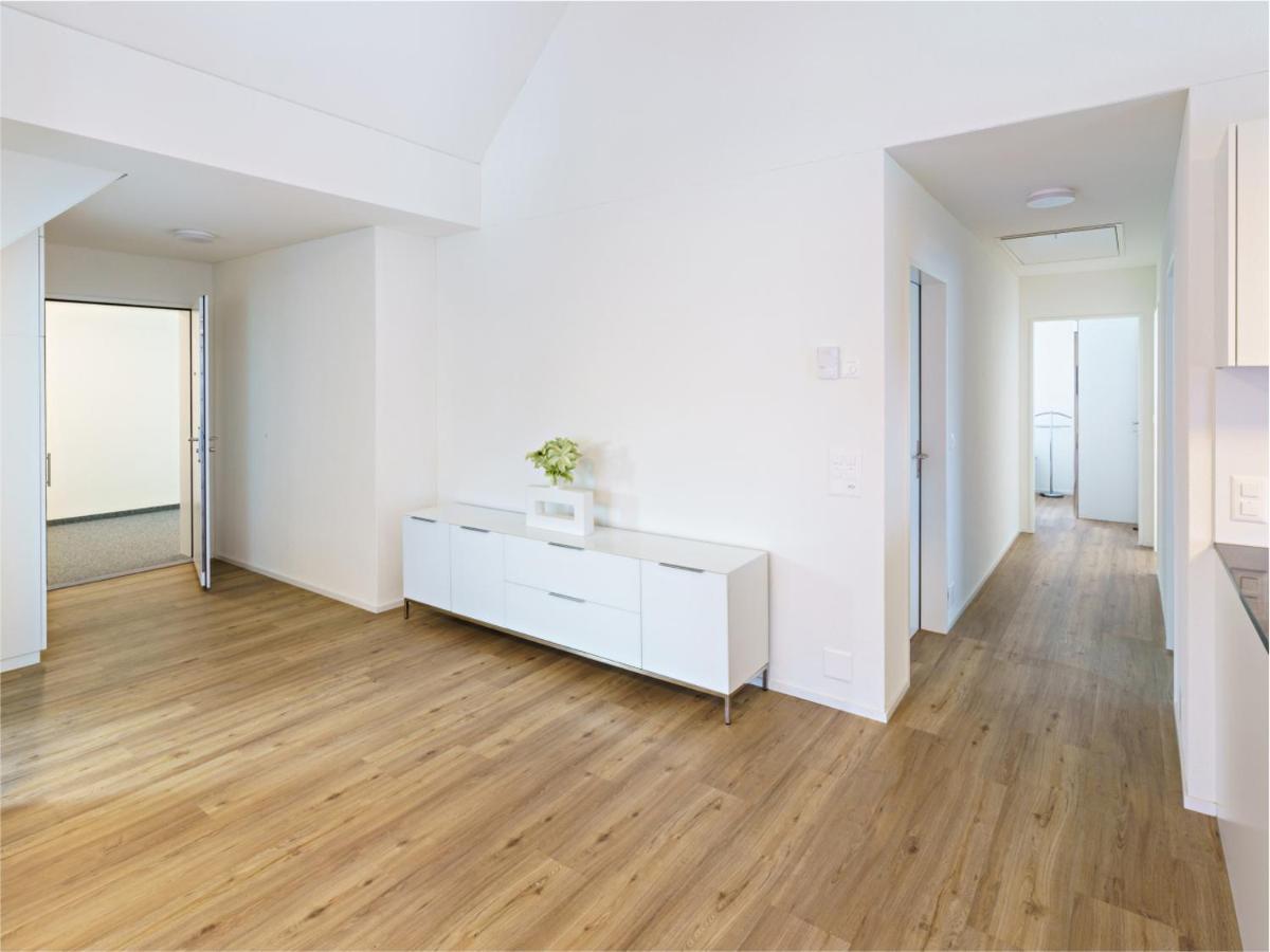 Exklusive 4.5 Zimmer Wohnung Fuer Familien Und Business Эшенц Экстерьер фото